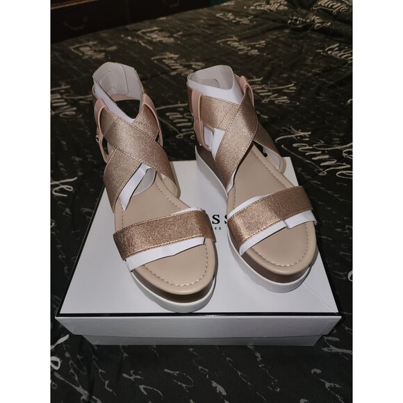 Guess Berty Platform Sandals Rose Gold Metallic 9 M - Picture 2 of 12